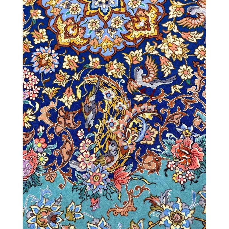 "New Persian rug from Isfahan, Iran, 350 cm x 250 cm, showcasing wool and silk blend by master weaver Ali Karbasizadeh."