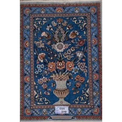  One Sided Design Isfahan rug