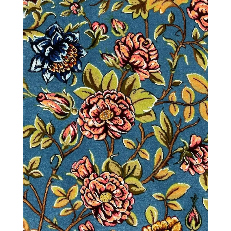 Floral-patterned Persian rug with silk and wool blend, 170 cm x 107 cm