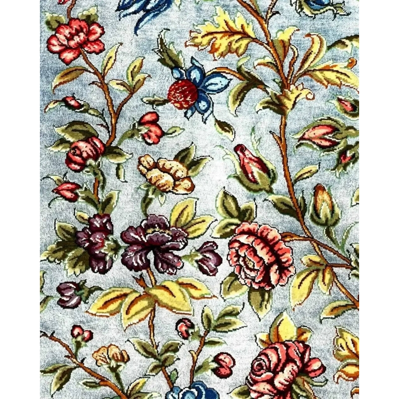 New Persian rug for sale, hand-woven with silk warp, size 175 cm x 110 cm
