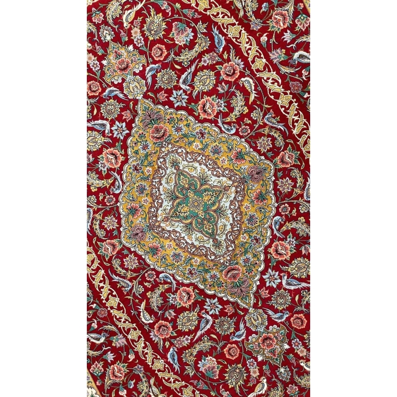 "Authentic Persian Isfahan rug, 240x160 cm, hand-knotted with a luxurious wool and silk blend, featuring intricate floral patterns."