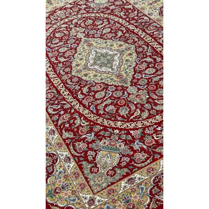 "Luxury red Isfahan Persian rug, handwoven with wool and silk flowers, measuring 240x160 cm. High knot density of 1,000,000 knots per m²."