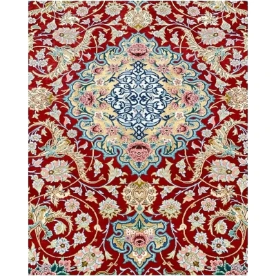 Luxury Persian rug with intricate design in gold and red
