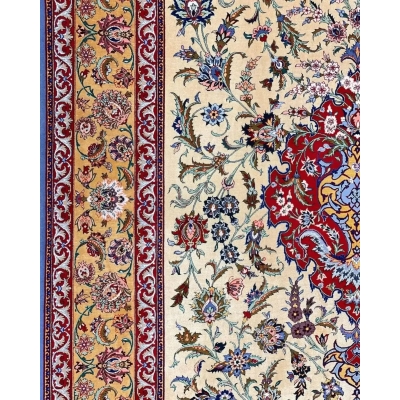 "High-Quality Isfahan Rug for Sale - Persian Carpet Alvandie Design, Silk-Wool"
