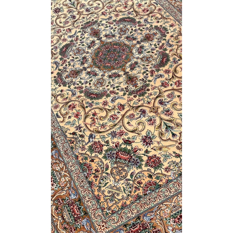 "Authentic Persian Isfahan Area Rug by Habib - Silk Warp, Handcrafted, Ideal for Elegant Home Decor"