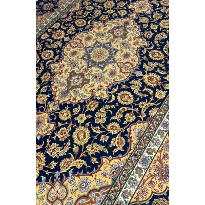 Traditional Persian rug featuring navy blue and gold tones, 260x170 cm