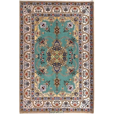 "Hand-knotted Persian Isfahan rug in blue and green, crafted by Master Moaeidie, measuring 172 x 119 cm (approximately 5.6 x 3.9 feet), featuring 1,000,000 knots per square meter, made with wool and silk in Isfahan, Iran."

