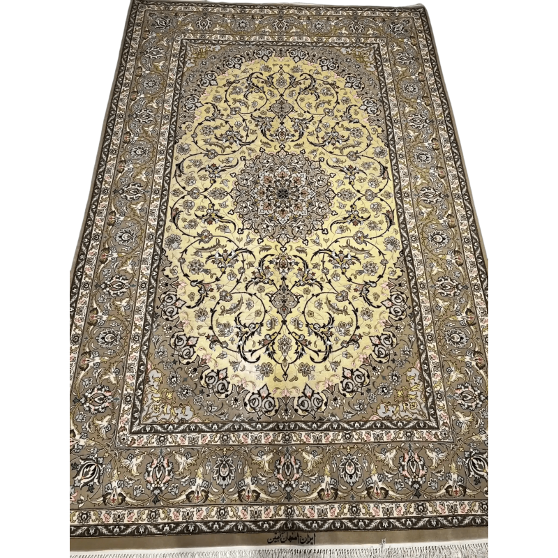 New Isfahan Rug measuring 204 x 130 cm with intricate 810,000 knot medallion pattern