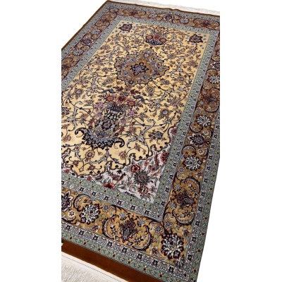 "Luxury handmade Persian rug from Isfahan, showcasing a vibrant traditional design in wool and silk, measuring 230 cm x 150 cm, perfect for elegant home decor."