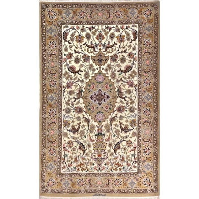"Exquisite wool and silk Persian rug, hand-knotted in Isfahan, Iran. Size: 143 cm x 110 cm (4.7 feet x 3.6 feet). Features intricate Persian design with 810,000 knots per square meter. Luxurious home decor piece."