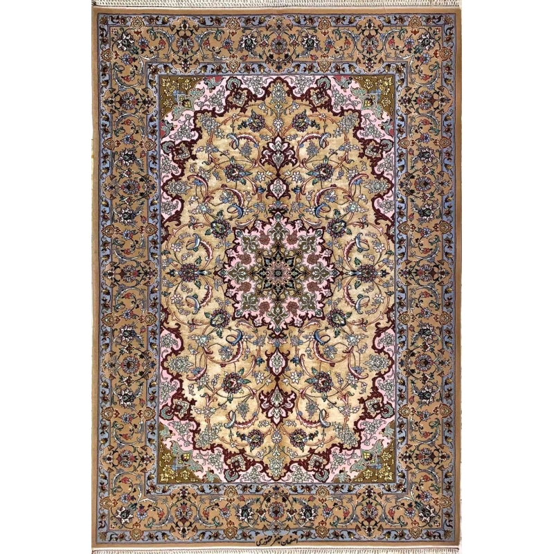 Persian area rug with cream medallion design, 150x105 cm