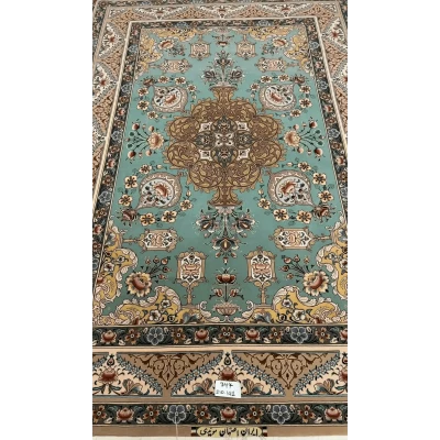 "Luxury Persian Hand Knotted Wool and Silk Rug by Master Moeidie – 210 x 142 cm, Isfahan Origin."

