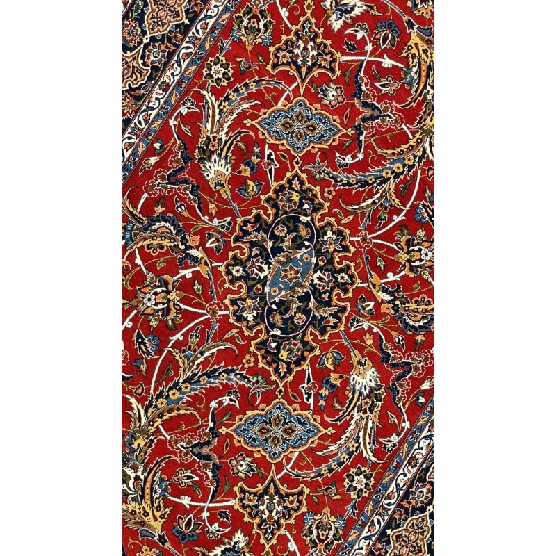 "Handmade Persian rug by Shahabpour – Isfahan silk and wool blend, 5 mm thick, 160x105 cm"
