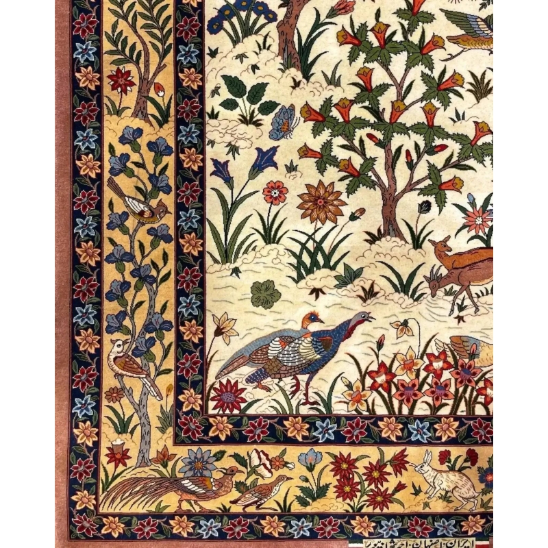 "Traditional Persian carpet made from wool and silk by master weaver Shahabpour, featuring floral details, 5 x 3.3 feet."