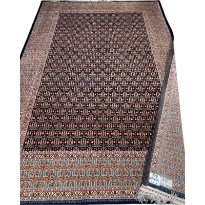 Master Haghighie’s unique rug design, 247x170 cm
