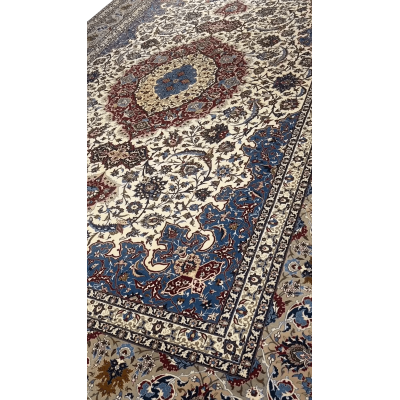 "Persian rug by Master Zolfagharie, 370 x 265 cm in wool and silk."