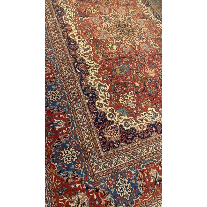 "Detailed antique Persian rug with medallion and curvilinear islimi motifs"