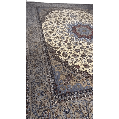 "Luxurious Isfahan Persian Rug for Sale, Handwoven by Master Zolfagharie, Silk and Wool Blend" – Highlighting the materials and craftsmanship.