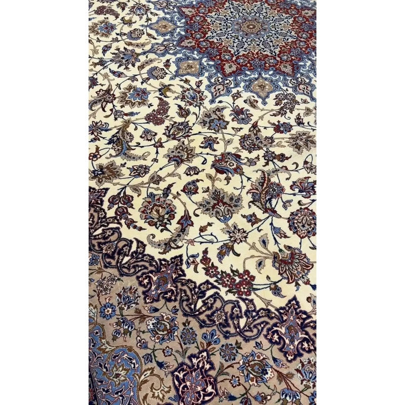 "Vintage Isfahan Persian Rug, Knot Density 1,000,000/m², Crafted by Master Weaver Zolfagharie" – Focus on knot density and craftsmanship.
