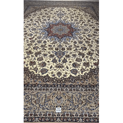 "Hand-Knotted Persian Rug by Zolfagharie, 60-Year-Old Isfahan Design, 400x300 cm" – Emphasizing the weaver, age, origin, and size.
