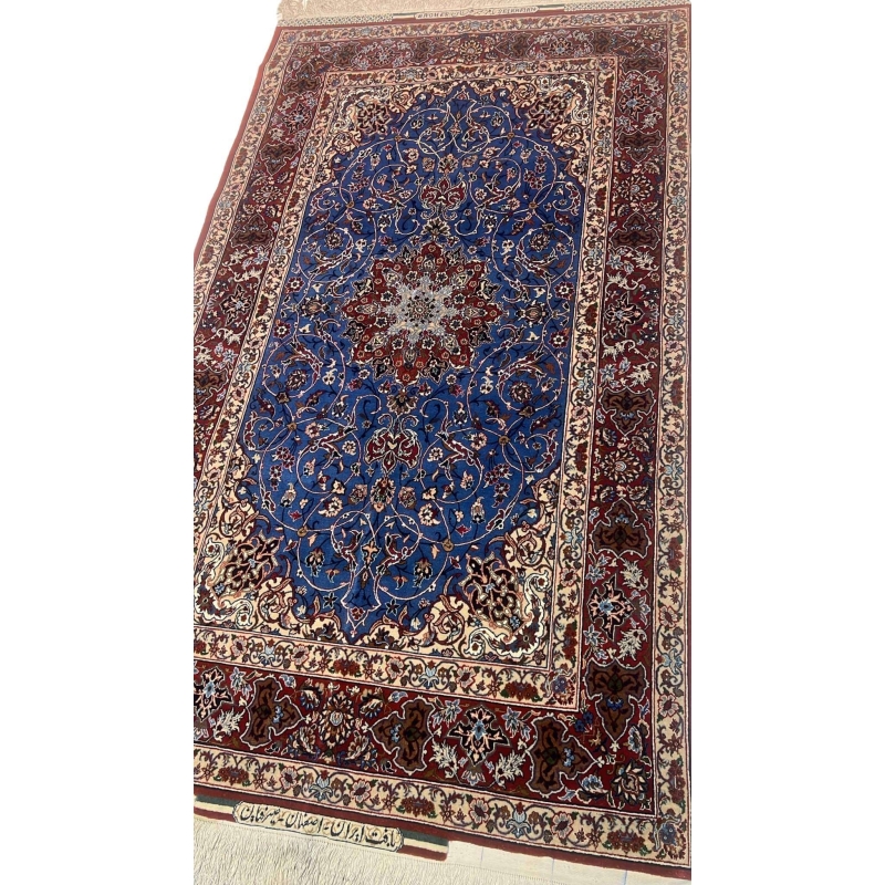 Luxurious Craftsmanship: Close-up of the intricate design showcasing Seirafian’s mastery and premium materials.