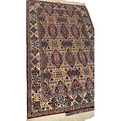 "Hand-knotted Seirafian Persian rug in pristine condition, crafted with a detailed floral pattern and medallion design."