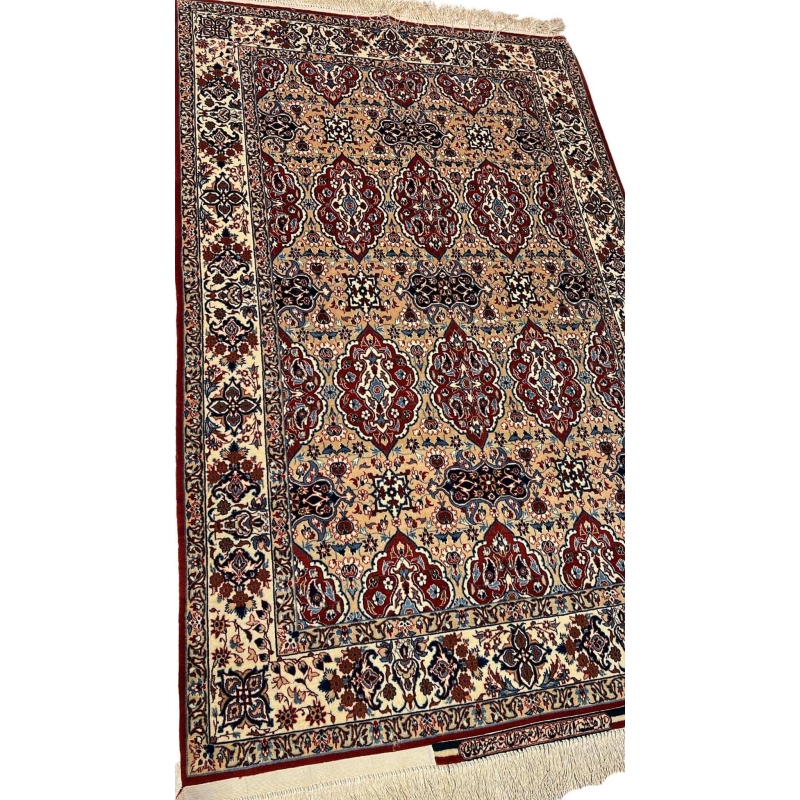 "Hand-knotted Seirafian Persian rug in pristine condition, crafted with a detailed floral pattern and medallion design."
