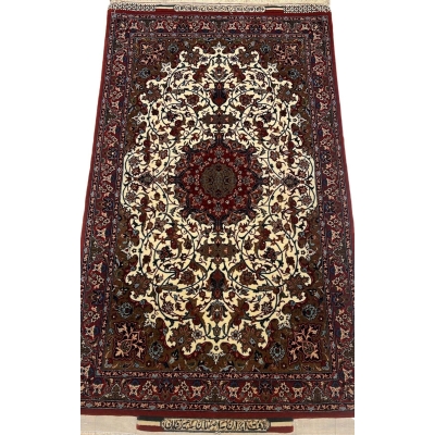 Fine small red and cream Seirafian Persian rug with intricate floral patterns.
