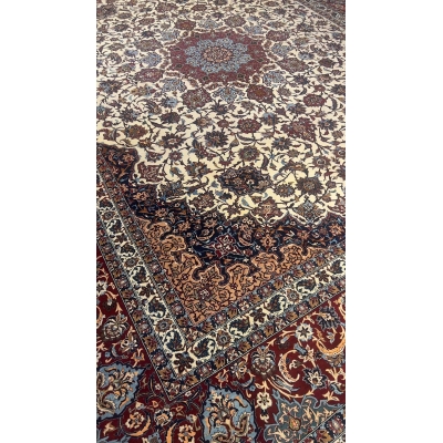"High-quality Seirafian rug with intricate design details and vibrant natural dye colors."