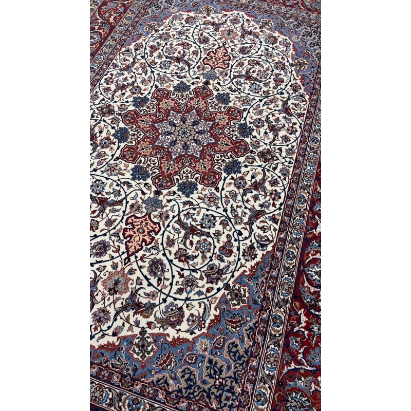 "Master Bagher Seirafian Persian rug, showcasing exceptional craftsmanship with a wool-silk blend pile."