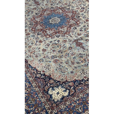 "Vintage Seirafian Persian rug with central medallion and rich colors"