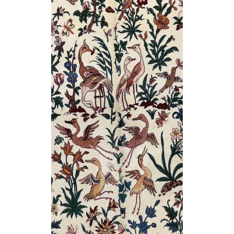 "Close-up of Isfahan Seirafian rug design with intricate details"