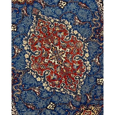 Farzad Seirafian rug from Isfahan with natural dyes and intricate craftsmanship.