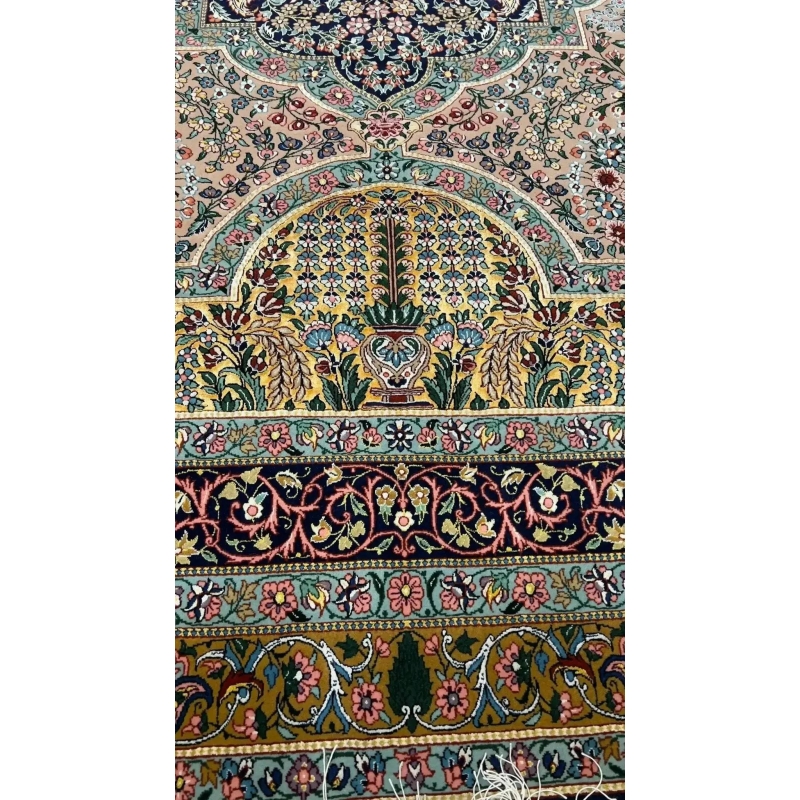 Samavie Rug's Floral and Geometric Patterns – A detailed shot capturing both floral and geometric patterns that dominate the Samavie Persian rug, demonstrating the high knot density and expert craftsmanship of the weavers from Isfahan, Iran.