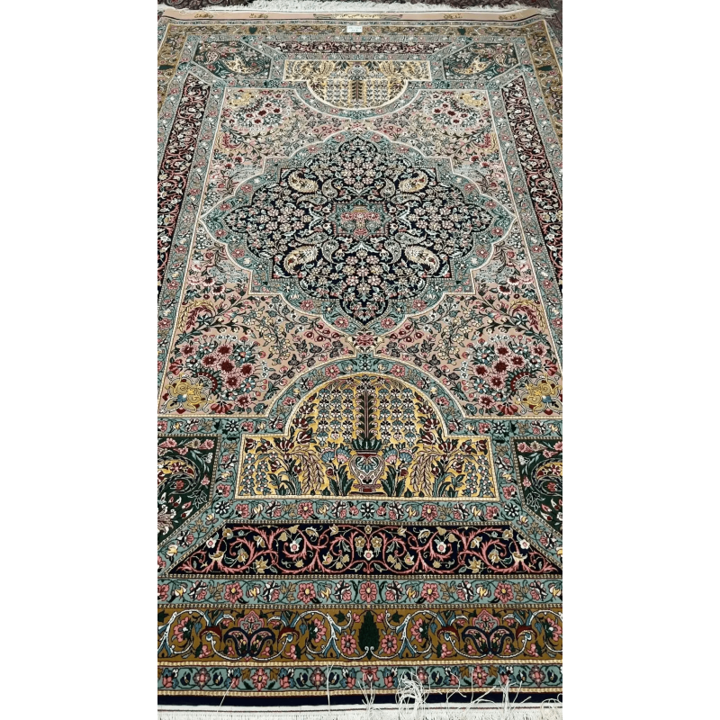 Floral Pattern Close-up on Samavie Rug – A close-up shot focusing on the beautiful floral motifs woven into the Samavie Persian rug, blending silk and wool for a soft and luxurious texture.