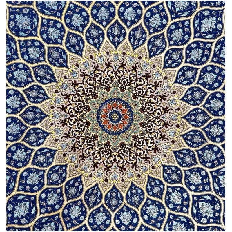 "Isfahan rug in silk and wool with an elegant central medallion."