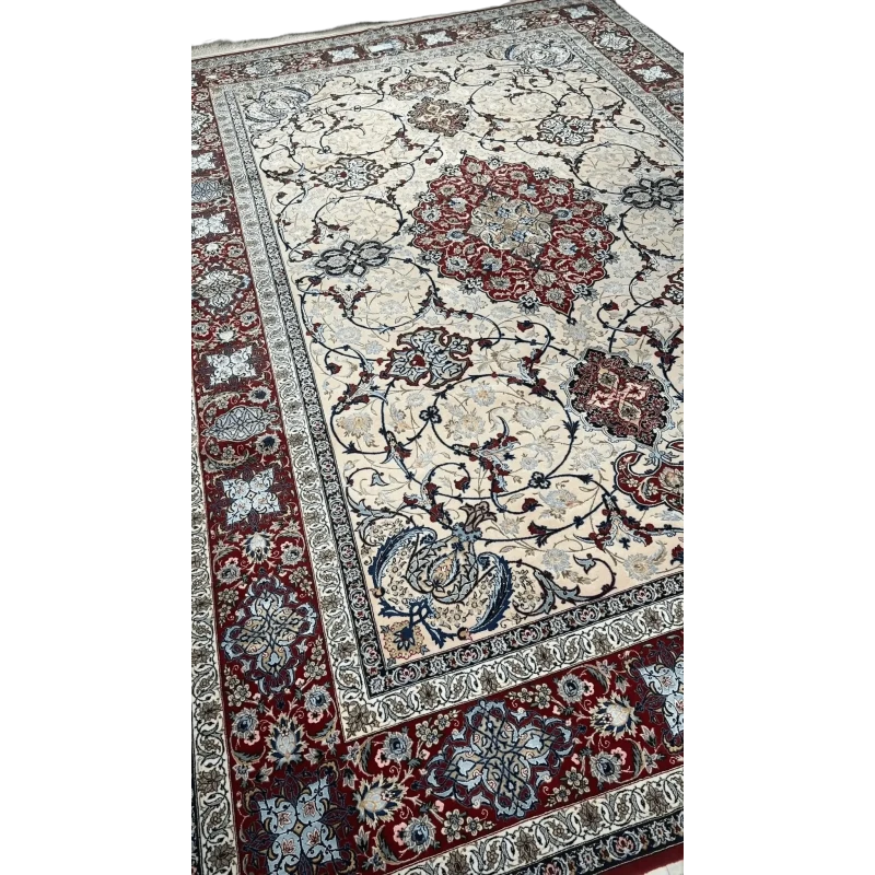 Ghenaat's Isfahan rug featuring a prominent central medallion design