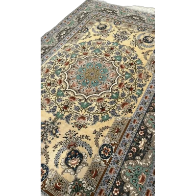 Master Moaiyedie fine Isfahan Rug