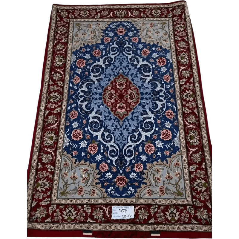 Wool and silk oriental rug from Isfahan, 126x80 cm