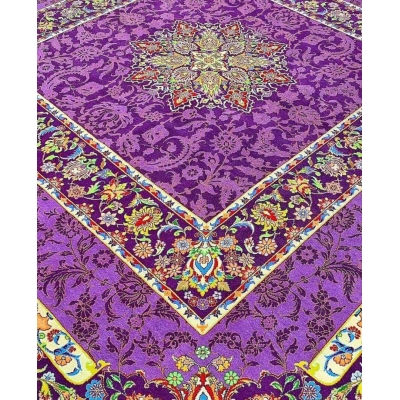 "Exquisite purple square Persian rug, hand-knotted in Isfahan, featuring a silk warp and wool-silk pile. This 200 cm x 200 cm rug boasts intricate patterns and a high knot density of 810,000 knots/m²."