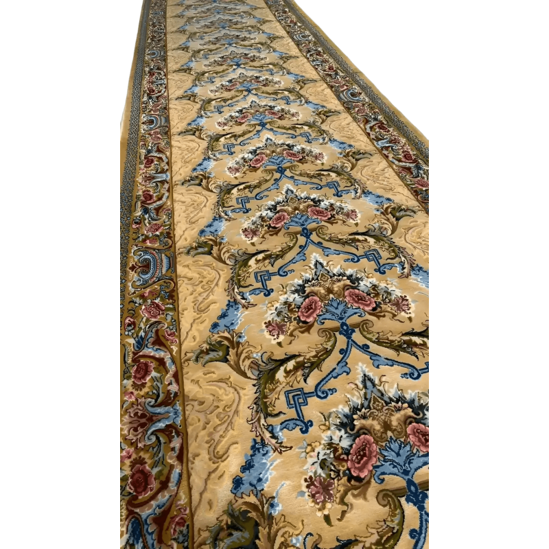 "New Persian runner rug from Isfahan, Iran, woven by Mohaghegh, showcasing exquisite wool and silk materials. Size: 314 cm x 79 cm."