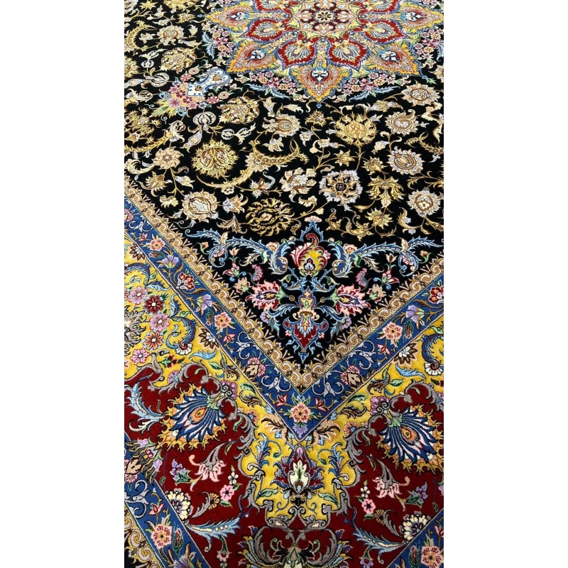 "Luxurious square Persian rug by Davarie, 259 cm x 250 cm, handmade in Iran with silk and wool. Perfect for adding sophistication to living spaces."