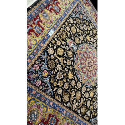 "Elegant Isfahan Persian rug, crafted with wool and silk, measuring 259 cm x 250 cm. Hand-knotted in Iran, this rug offers a high knot density for durability and style."